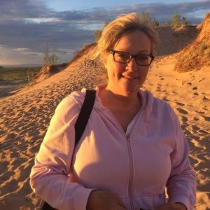Meet your Posher, Charlene